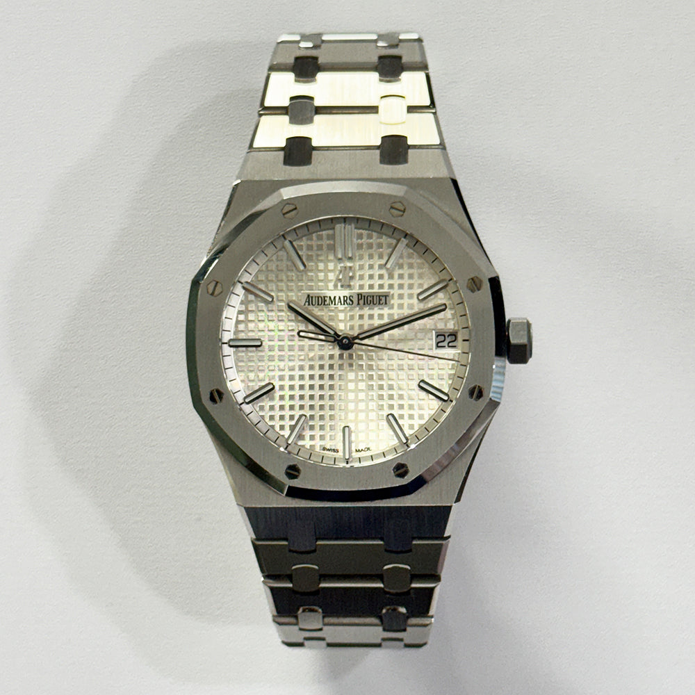 Audemars Piguet Royal Oak 41mm Steel 15500ST.OO.1220ST.04 Silver