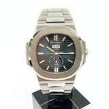 Patek Philippe Annual Calendar Nautilus 5726/1A-014 Blue Dial Mar 2020 - View 9