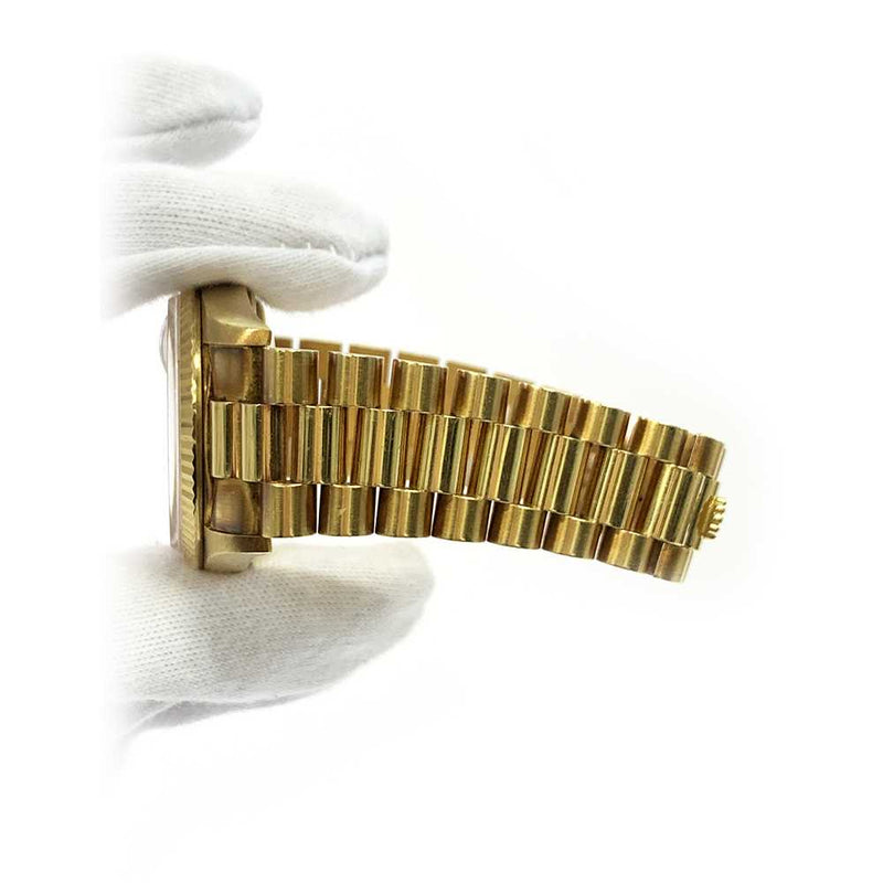 Rolex Day-Date 118238 Presidential Champagne Diamond Dial