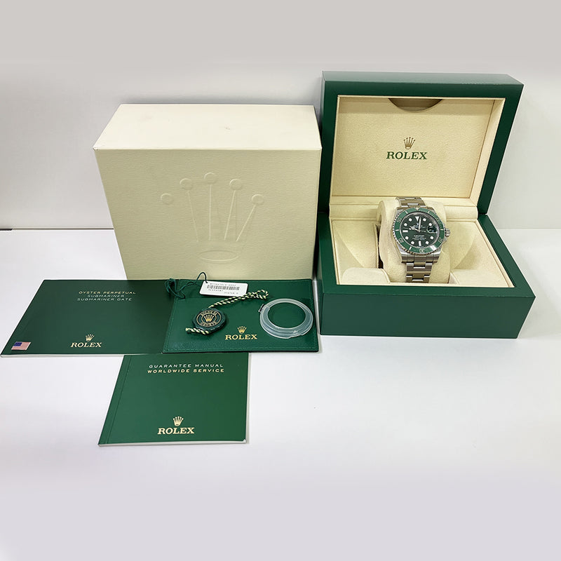 Rolex Submariner Date 116610LV HULK