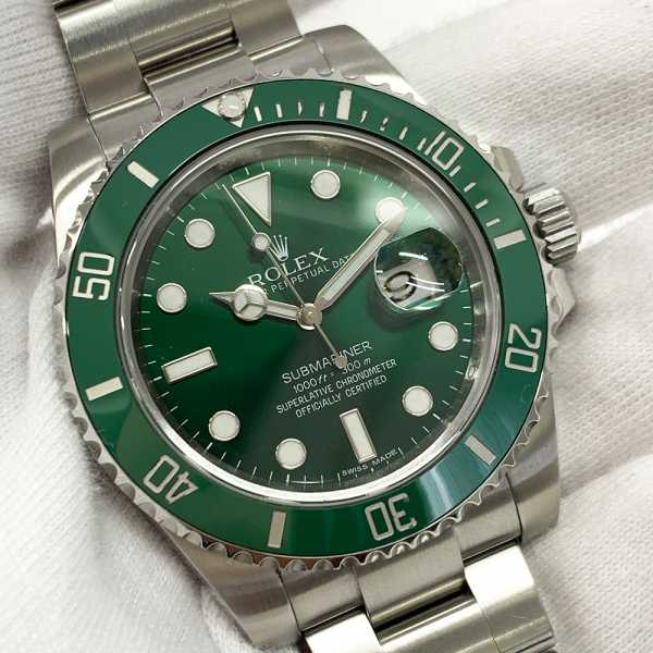 Rolex Submariner Date 116610LV HULK