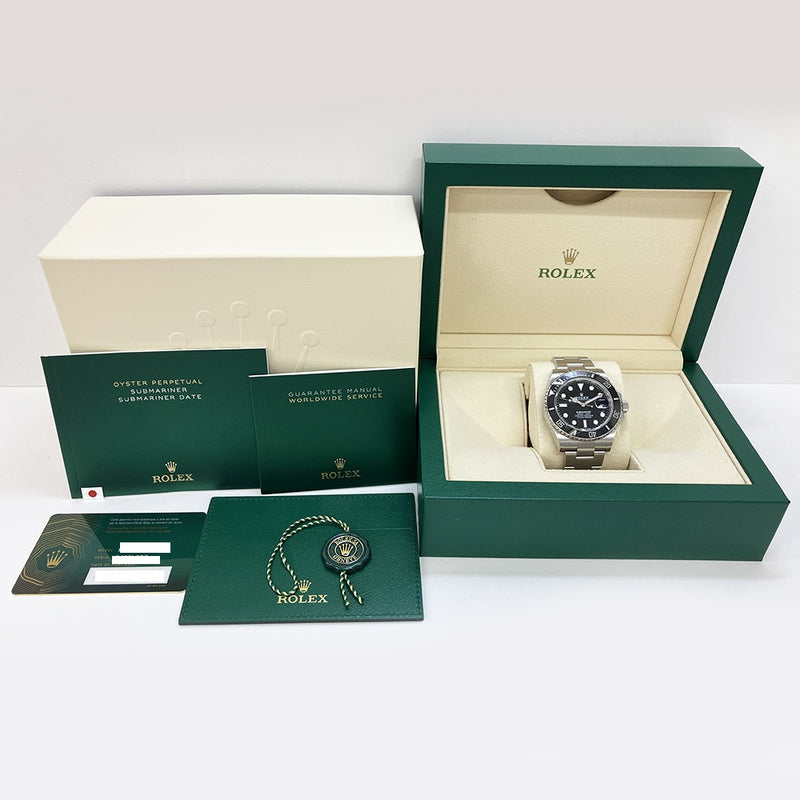 SUBMARINER DATE 41MM BLACK DIAL BLACK CERAMIC BEZEL STAINLESS STEEL