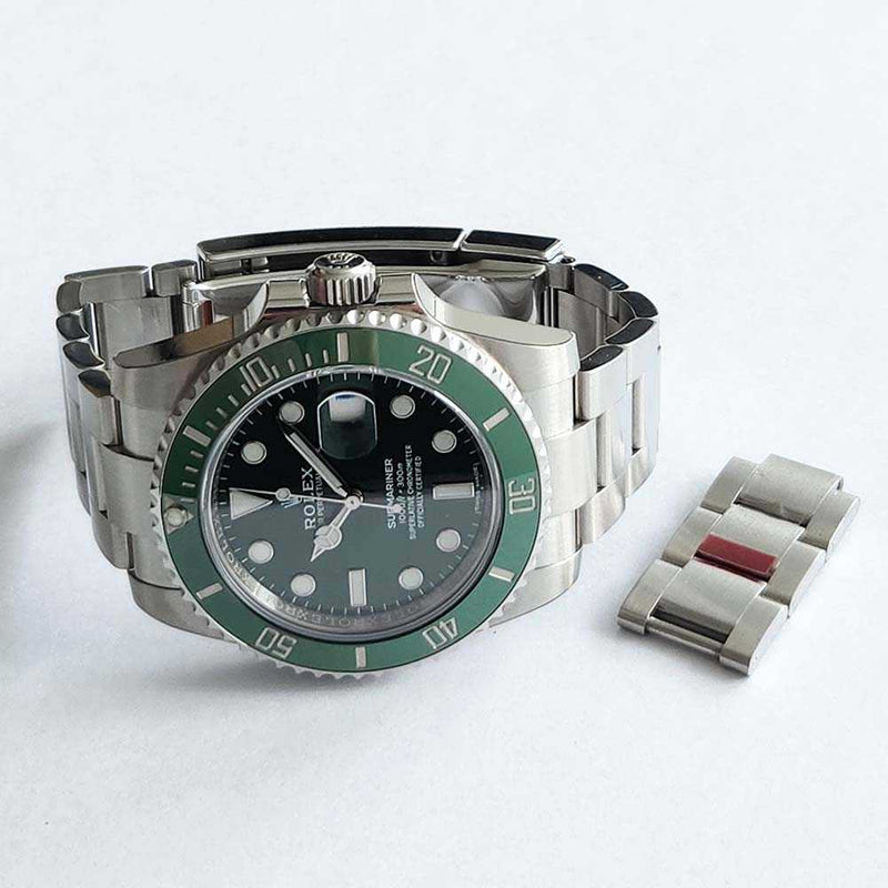 Rolex Submariner Date 116610LV HULK