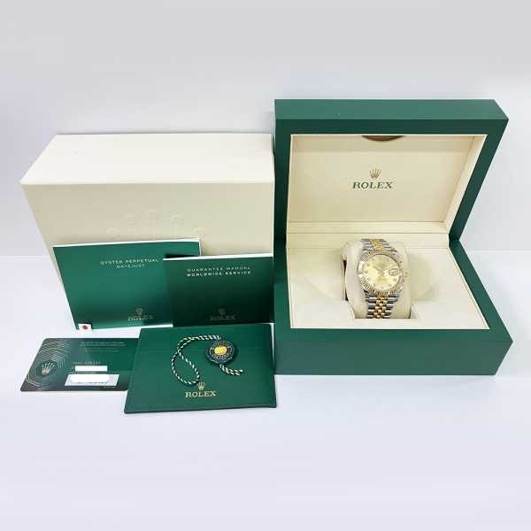 Rolex Datejust 126333 Champagne Diamond Dial