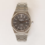 Audemars Piguet Royal Oak 41mm Steel 15400ST.OO.1220ST.04 Grey Dial Dec 2017 - View 1