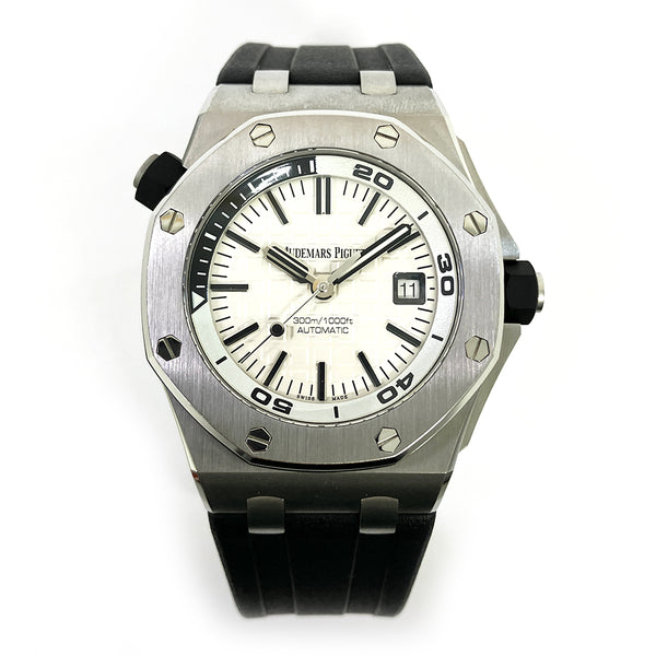 Audemars Piguet Royal Oak Offshore 15710ST.OO.A002CA.02 White Dial Oct 2015