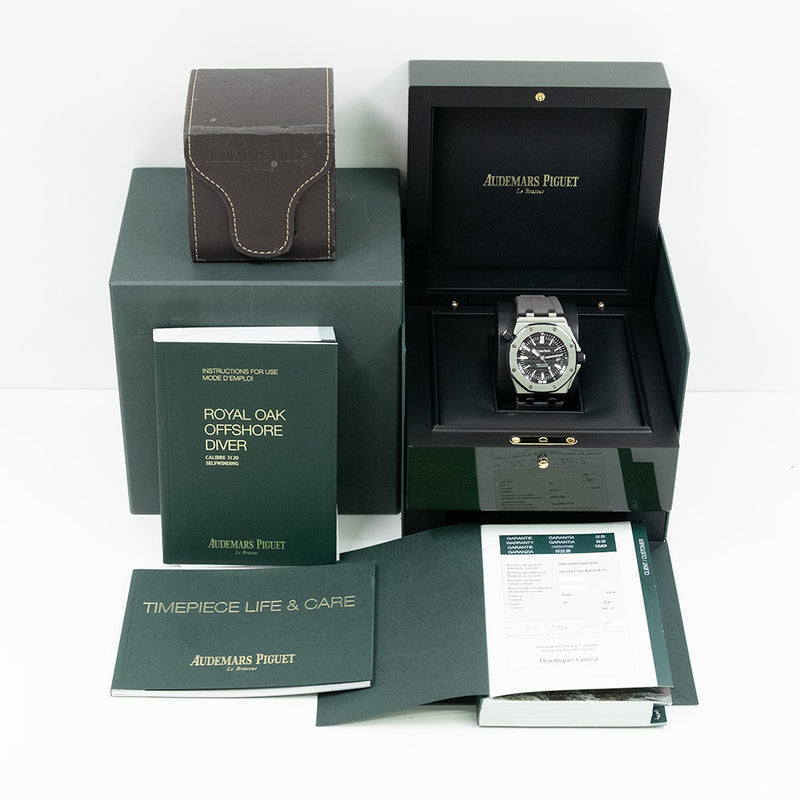 Audemars Piguet Royal Oak Offshore Diver 15710ST.OO.A002CA.01 Black Dial Mar 2017