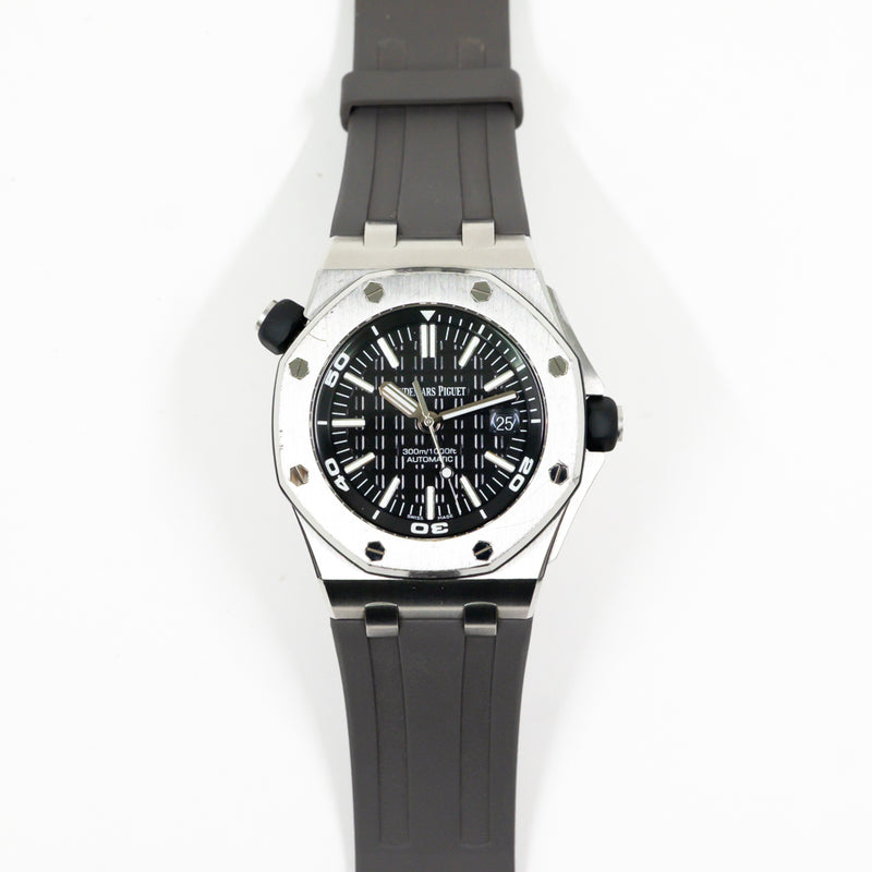 Audemars Piguet Royal Oak Offshore Diver 15710ST.OO.A002CA.01 Black Dial Mar 2017