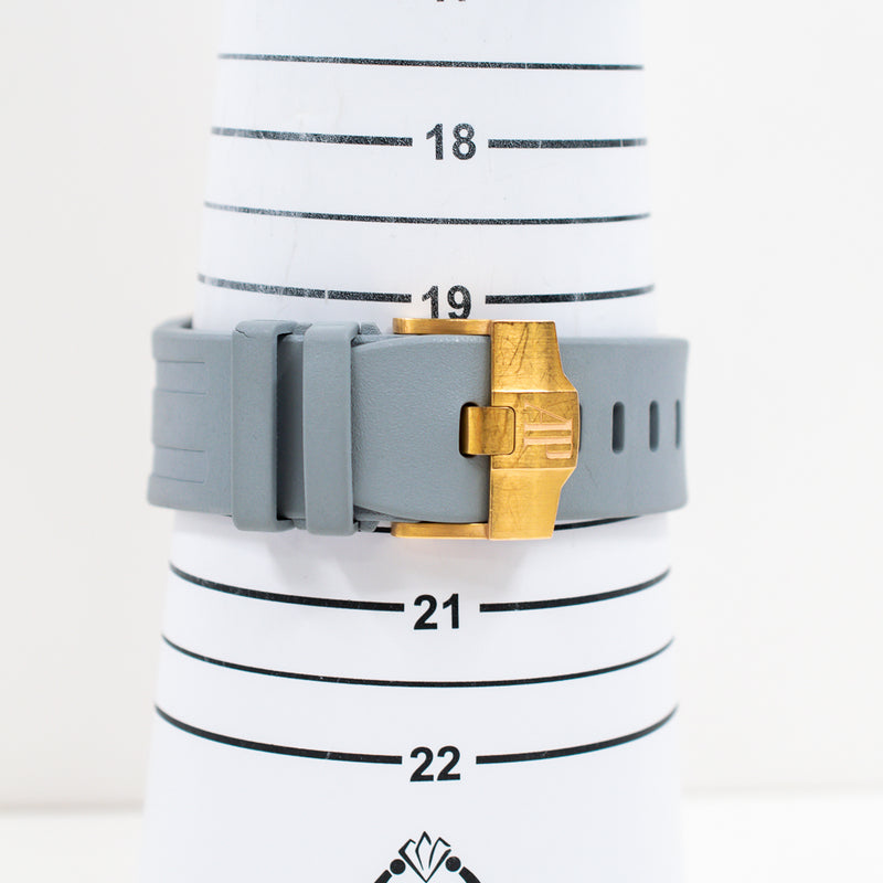 Audemars Piguet Royal Oak Offshore  Diver “Japan” Edition 15711OI.OO.A006CA.01 Grey Dial Sep 2018