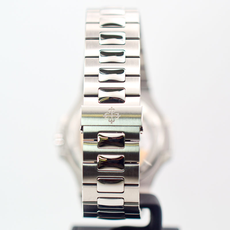 Patek Philippe Nautilus 5711/1A-014 Green Dial Aug 2021