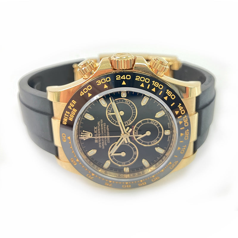 Rolex cosmograph daytona rubber strap top
