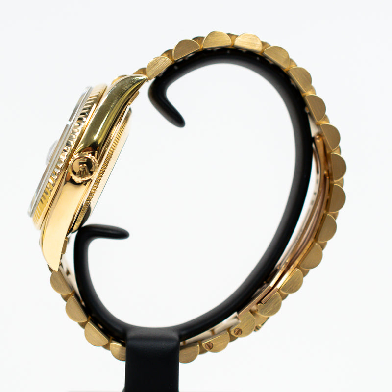 Rolex Day-Date 36mm 18238 Black Onyx Dial