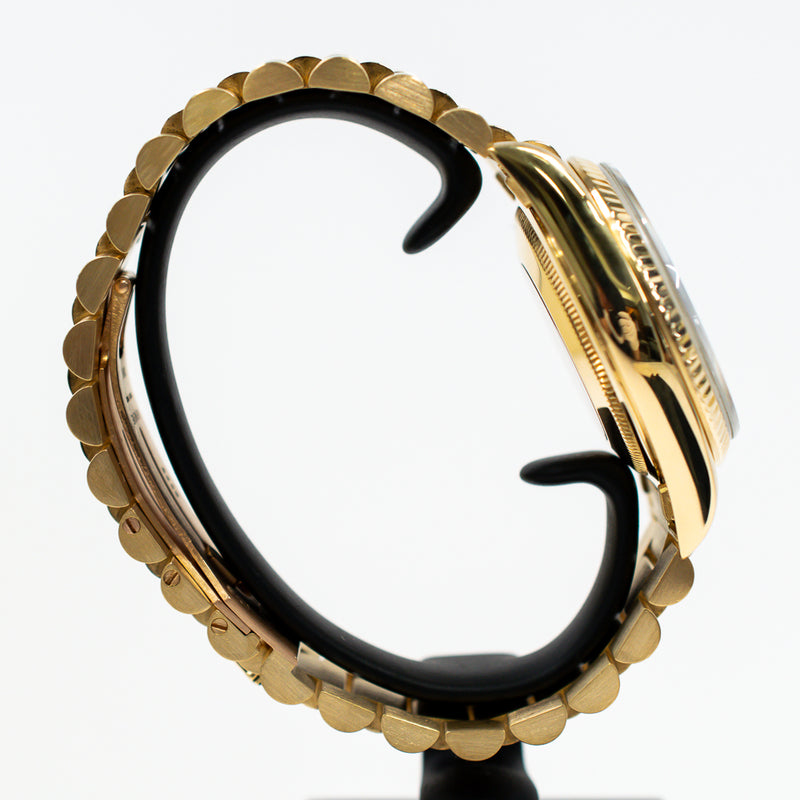 Rolex Day-Date 36mm 18238 Black Onyx Dial