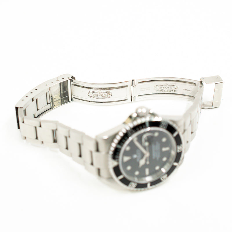Rolex Submariner 16610 Black Dial Apr 2004
