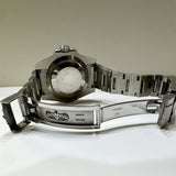 Rolex Submariner Date 116610LV Hulk Dial Jun 2012 - View 5